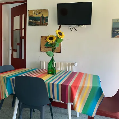 Hosta Piscine Vue Montagnes Souraïde